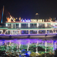 Du Thuyền Sông Hàn Vinh Anh