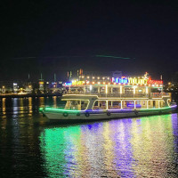 Du Thuyền Sông Hàn Vinh Anh