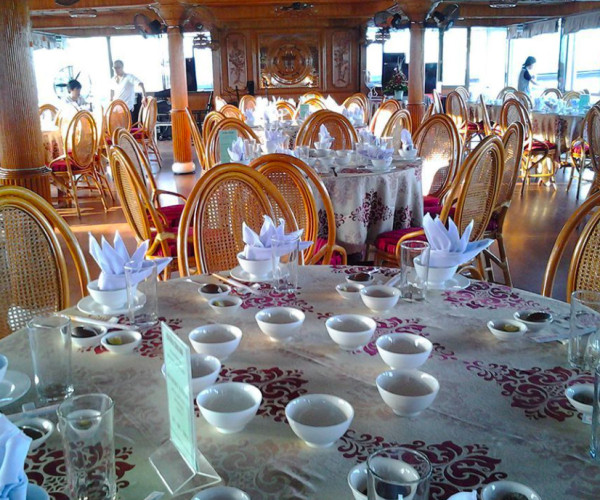 An Toi Tren Du Thuyen Song Han C